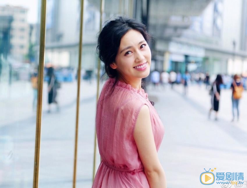 王奕瑾街拍写真 王奕瑾高清写真_王奕瑾高清剧照