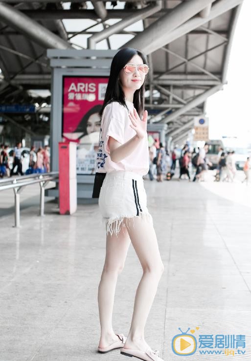 王奕瑾路透照 王奕瑾高清写真_王奕瑾高清剧照