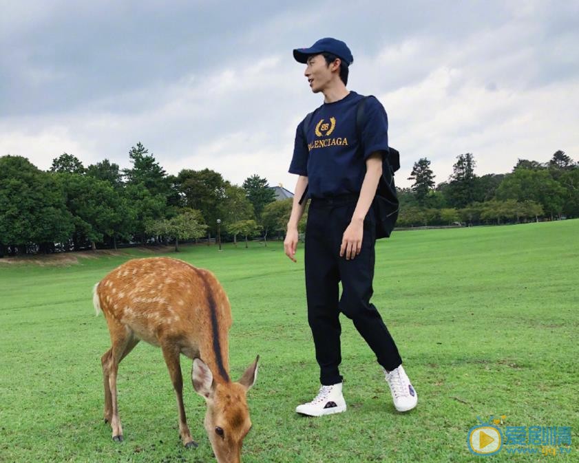 苑子文户外旅行照 苑子文高清写真_苑子文高清剧照