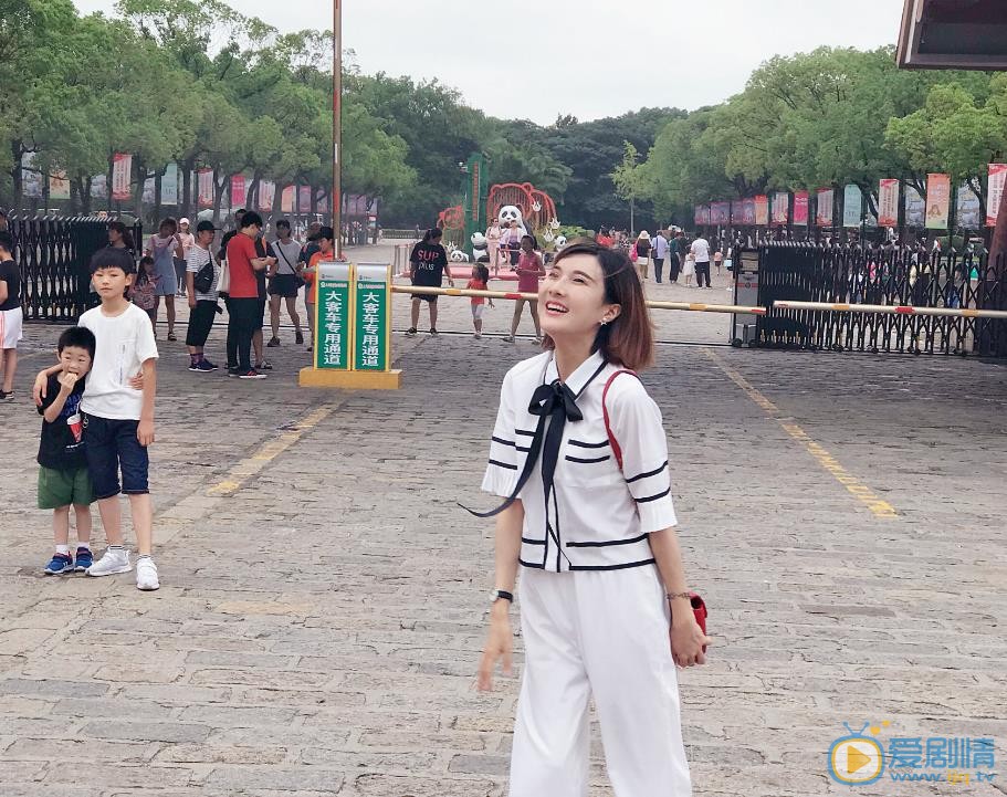范雨彤校园写真 范雨彤高清写真_范雨彤高清剧照
