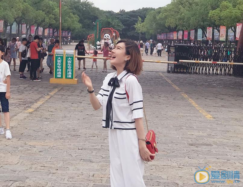 范雨彤校园写真 范雨彤高清写真_范雨彤高清剧照
