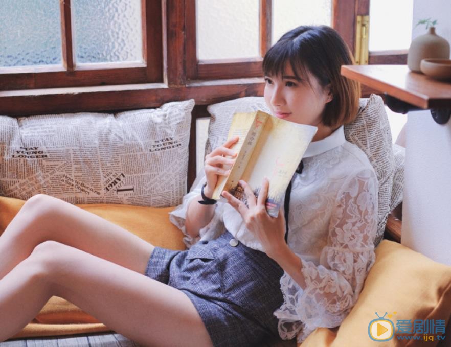 范雨彤校园写真 范雨彤高清写真_范雨彤高清剧照