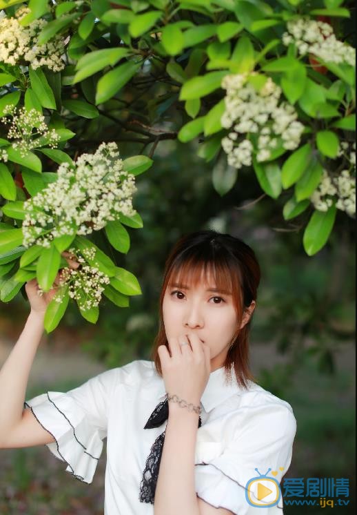 范雨彤校园写真 范雨彤高清写真_范雨彤高清剧照