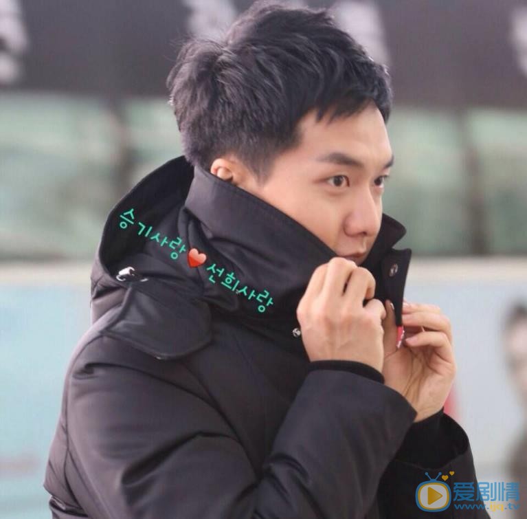 李昇基机场照 李昇基高清写真_李昇基高清剧照