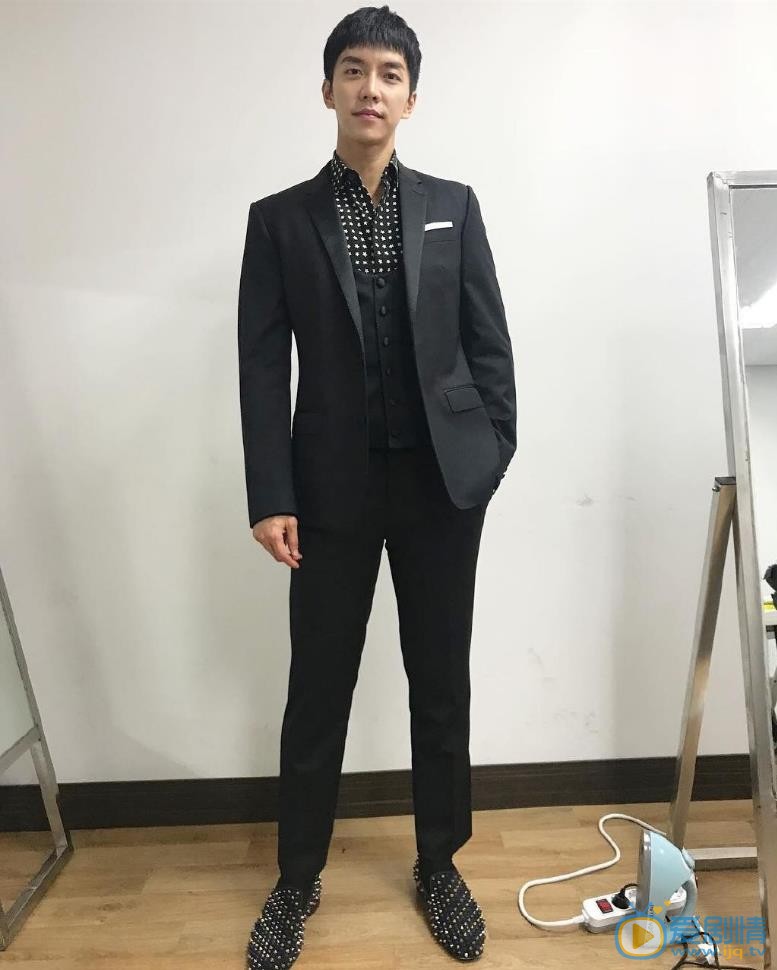 李昇基生活照 李昇基高清写真_李昇基高清剧照