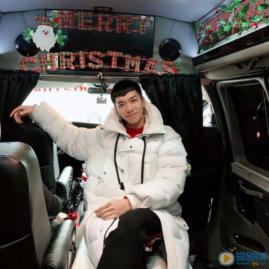 李昇基生活照 李昇基高清写真_李昇基高清剧照