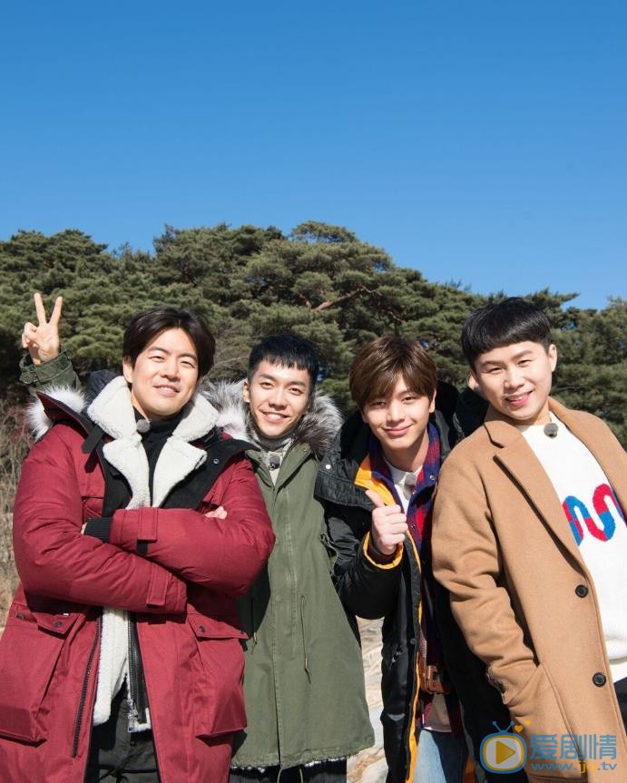 李昇基与人合照 李昇基高清写真_李昇基高清剧照