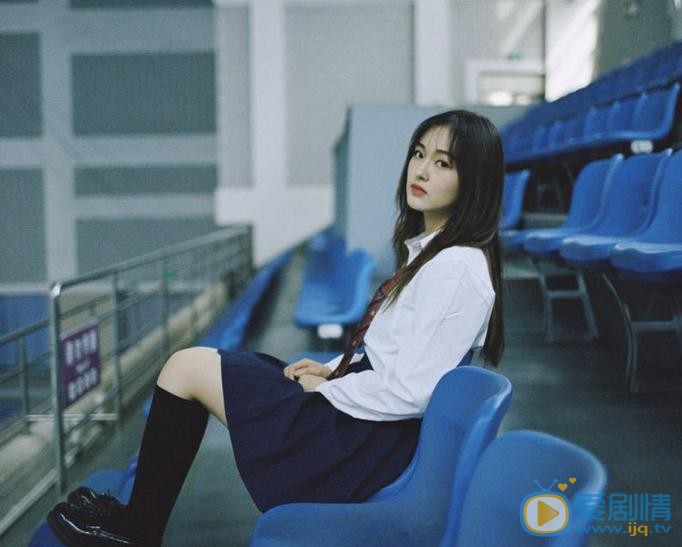 黄恩茹制服写真 黄恩茹高清写真_黄恩茹高清剧照