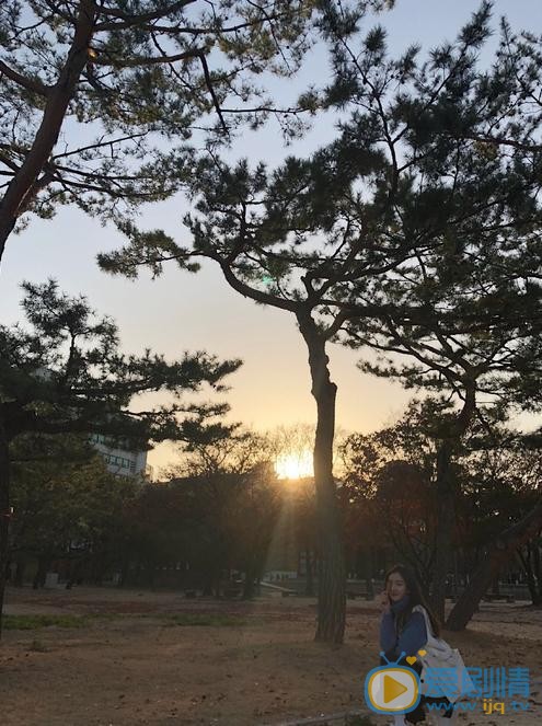青钰雯气质写真 青钰雯高清写真_青钰雯高清剧照
