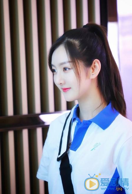 青钰雯生活照 青钰雯高清写真_青钰雯高清剧照