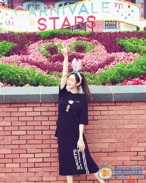 青钰雯生活照 青钰雯高清写真_青钰雯高清剧照