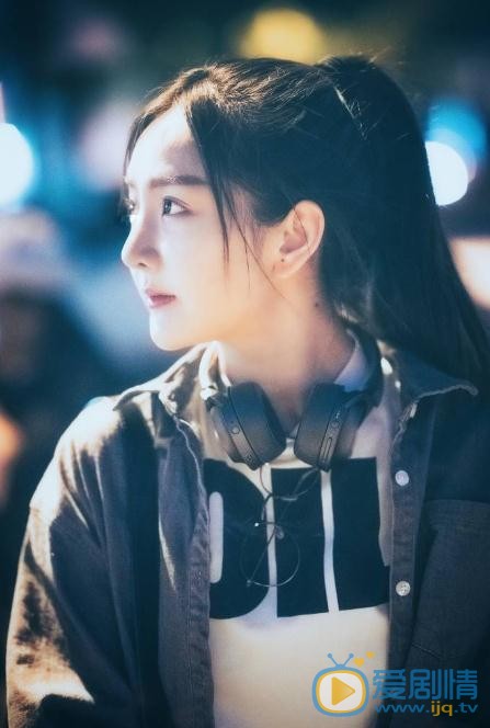 青钰雯生活照 青钰雯高清写真_青钰雯高清剧照