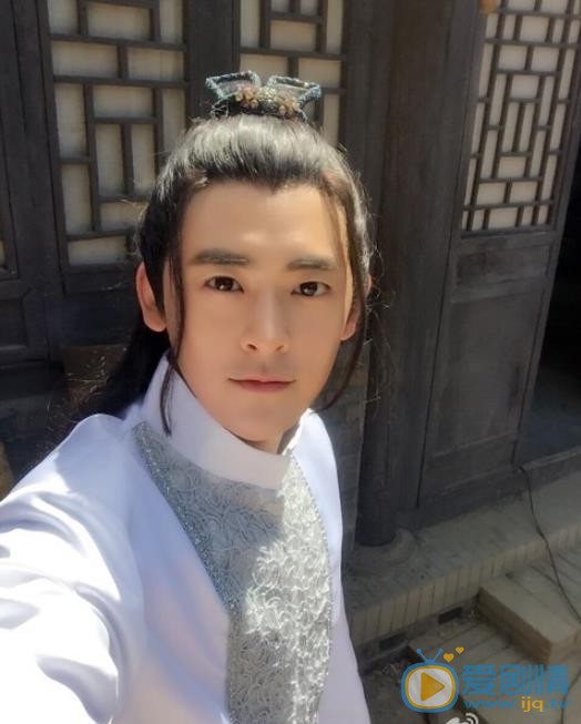 李欣泽片场照 李欣泽高清写真_李欣泽高清剧照