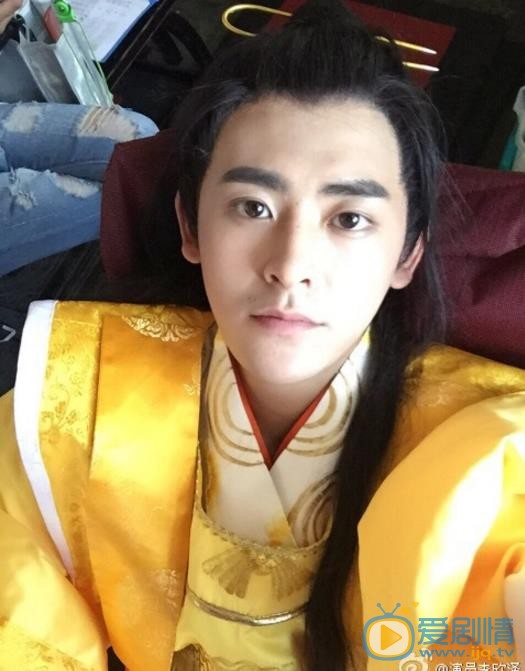 李欣泽片场照 李欣泽高清写真_李欣泽高清剧照