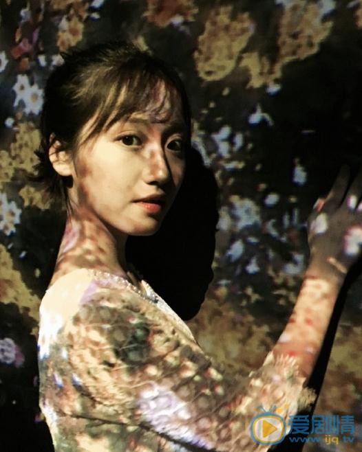 陈叶玲生活照 陈叶玲高清写真_陈叶玲高清剧照