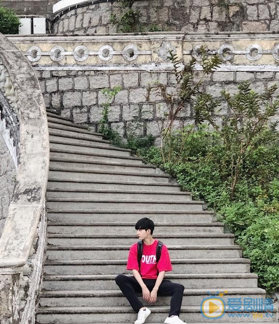 熊奥博生活照 熊奥博高清写真_熊奥博高清剧照