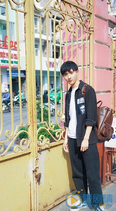 熊奥博街拍写真 熊奥博高清写真_熊奥博高清剧照