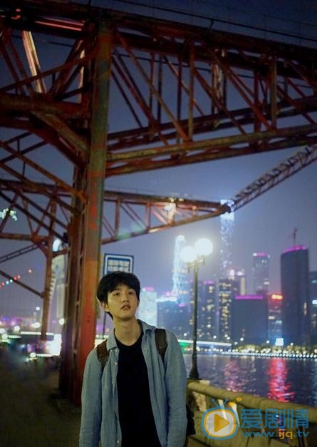 熊奥博生活照 熊奥博高清写真_熊奥博高清剧照