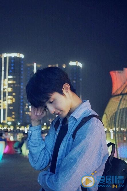 熊奥博生活照 熊奥博高清写真_熊奥博高清剧照
