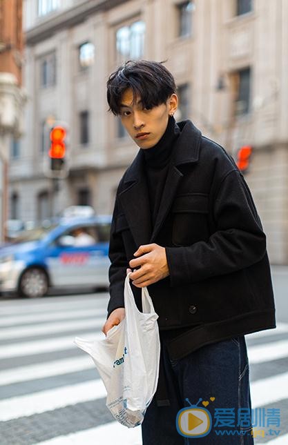 泮家豪冬日写真 泮家豪高清写真_泮家豪高清剧照