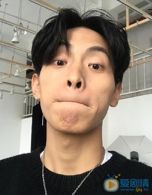 泮家豪生活照 泮家豪高清写真_泮家豪高清剧照