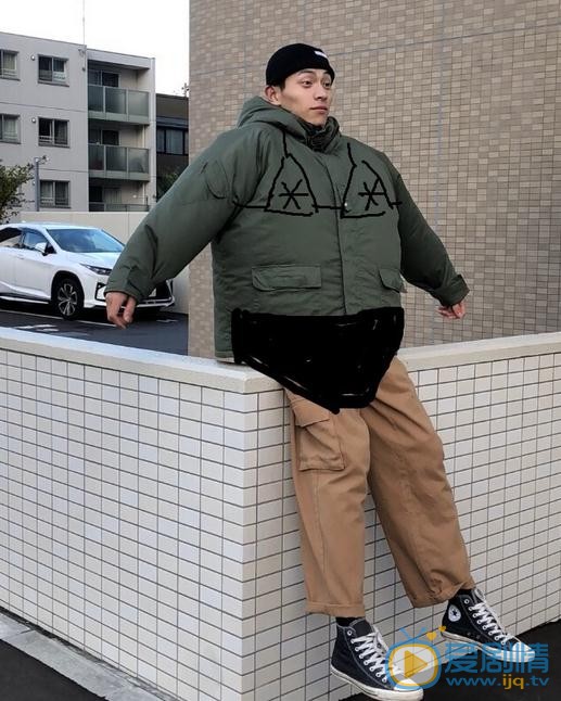 泮家豪街拍写真 泮家豪高清写真_泮家豪高清剧照