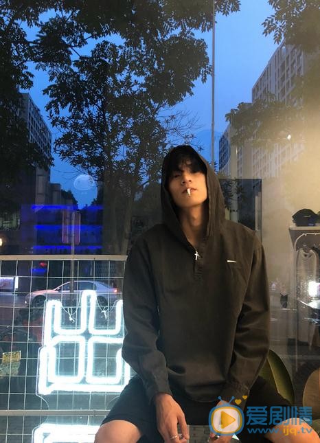 泮家豪生活照 泮家豪高清写真_泮家豪高清剧照