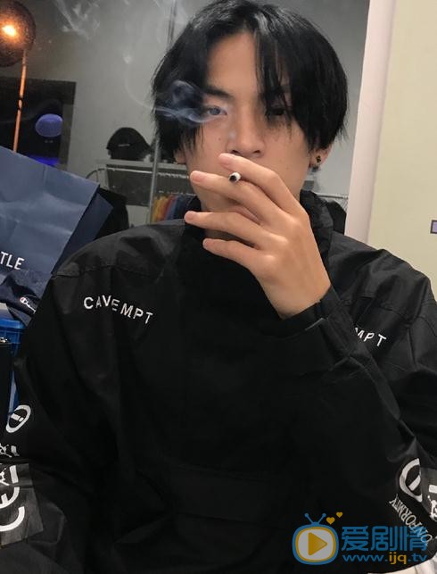 泮家豪生活照 泮家豪高清写真_泮家豪高清剧照