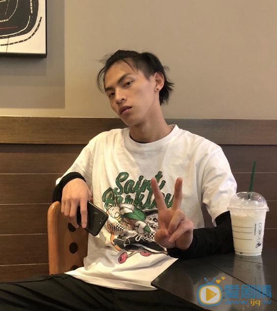 泮家豪生活照 泮家豪高清写真_泮家豪高清剧照