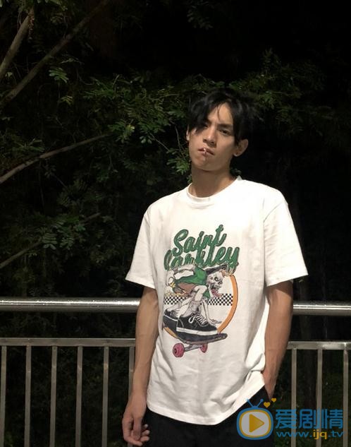 泮家豪生活照 泮家豪高清写真_泮家豪高清剧照