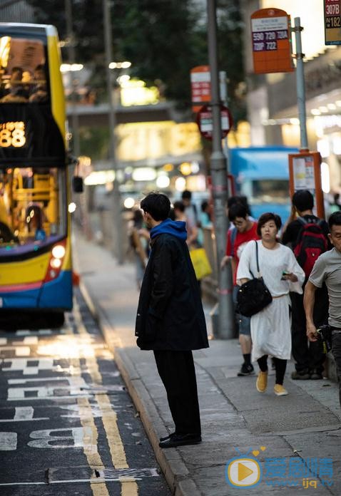 泮家豪街拍写真 泮家豪高清写真_泮家豪高清剧照