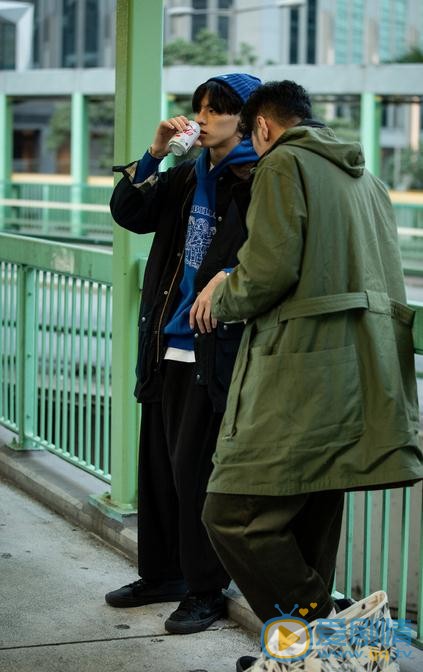 泮家豪街拍写真 泮家豪高清写真_泮家豪高清剧照