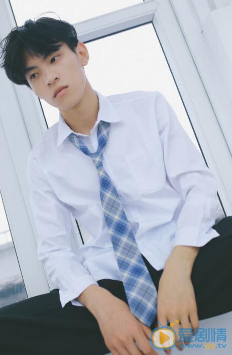 泮家豪制服写真 泮家豪高清写真_泮家豪高清剧照