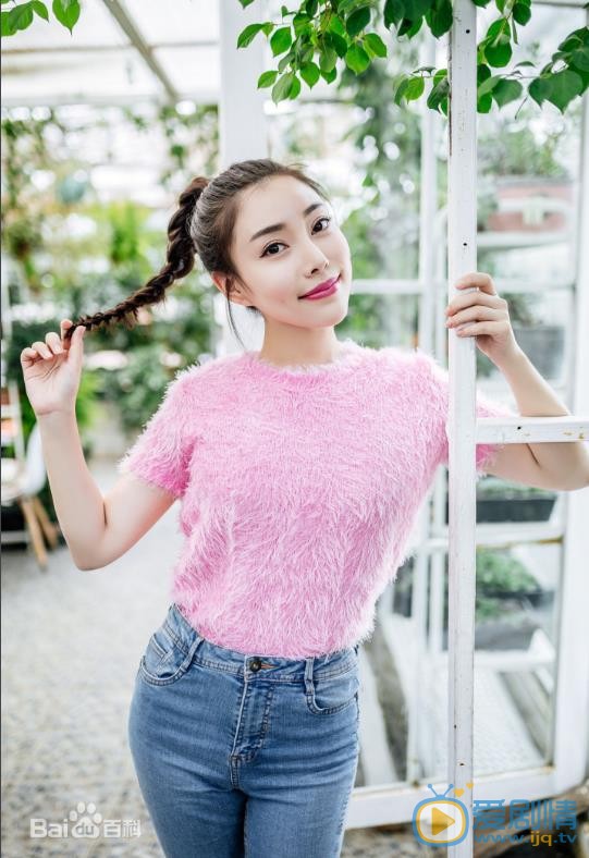 王子唯街拍大片 王子唯高清写真_王子唯高清剧照