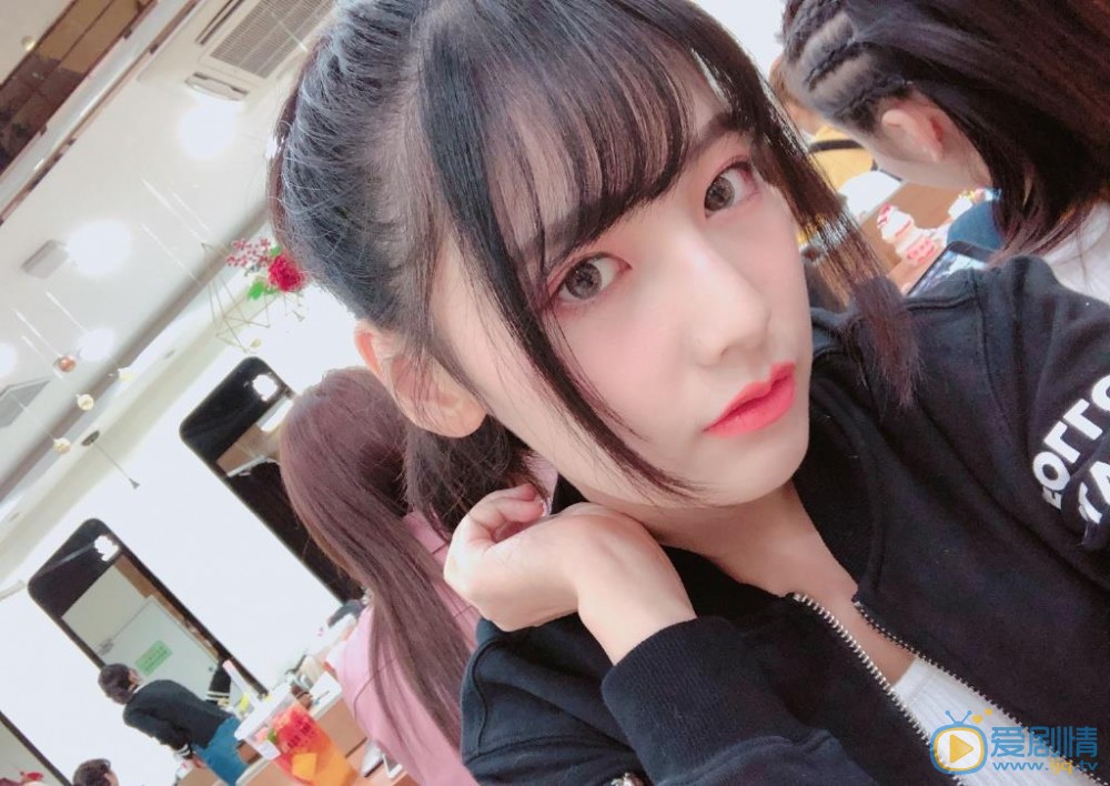 赵粤可爱自拍 赵粤高清写真_赵粤高清剧照