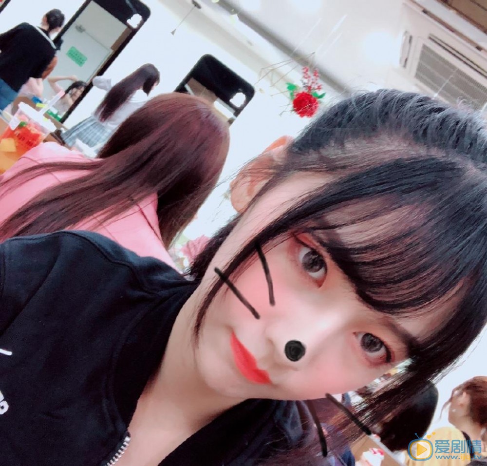 赵粤可爱自拍 赵粤高清写真_赵粤高清剧照
