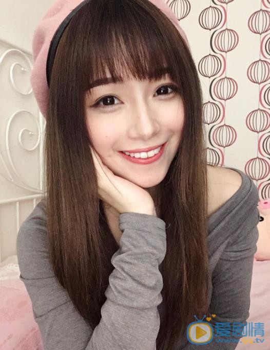 余姿昀自拍照 余姿昀高清写真_余姿昀高清剧照
