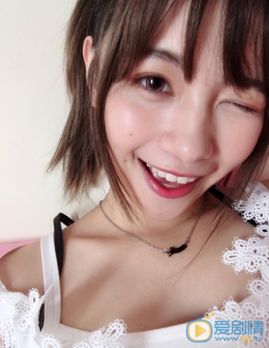余姿昀自拍照 余姿昀高清写真_余姿昀高清剧照