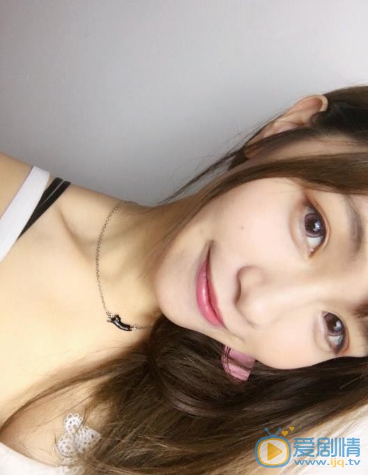 余姿昀自拍照 余姿昀高清写真_余姿昀高清剧照
