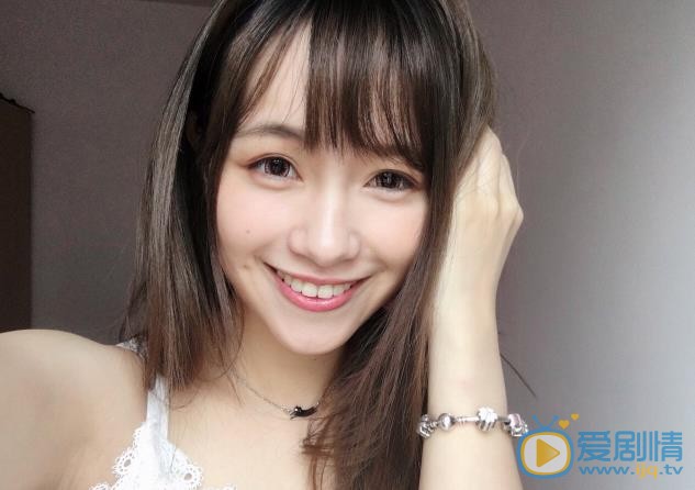 余姿昀自拍照 余姿昀高清写真_余姿昀高清剧照