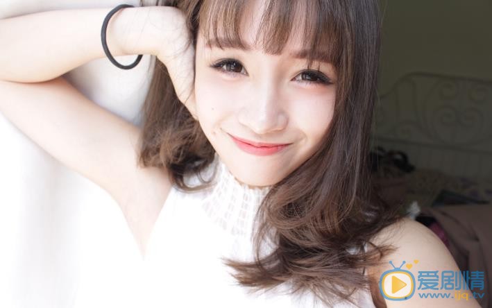 余姿昀自拍照 余姿昀高清写真_余姿昀高清剧照