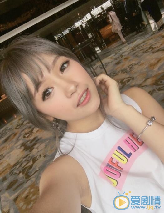 余姿昀自拍照 余姿昀高清写真_余姿昀高清剧照