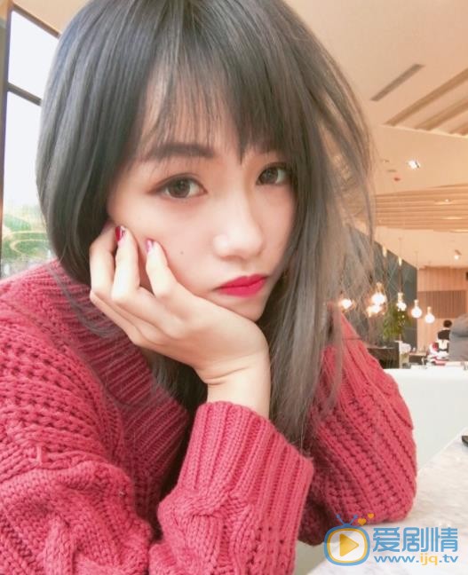 余姿昀自拍照 余姿昀高清写真_余姿昀高清剧照