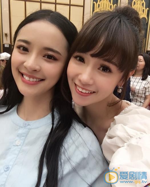 余姿昀与他人合照 余姿昀高清写真_余姿昀高清剧照