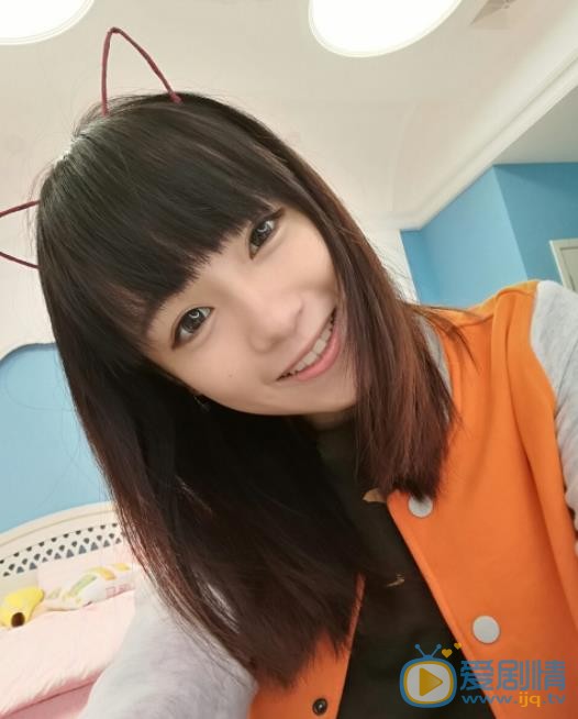 余姿昀自拍照 余姿昀高清写真_余姿昀高清剧照