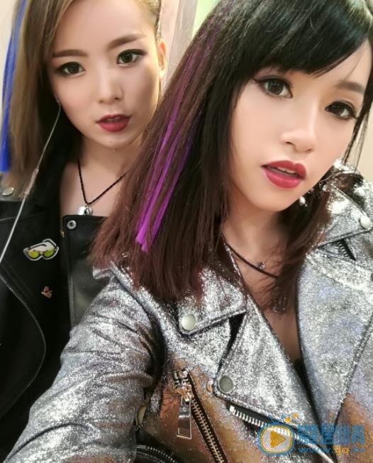 余姿昀与他人合照 余姿昀高清写真_余姿昀高清剧照