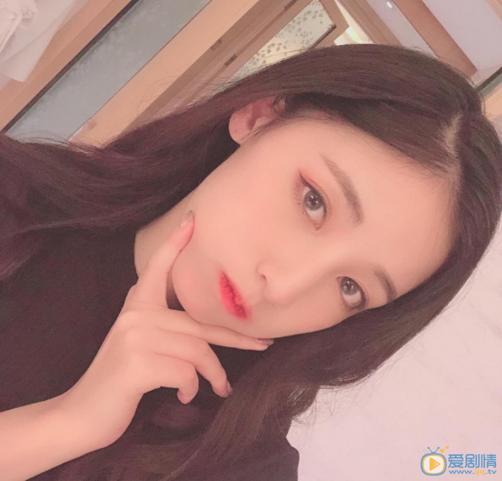 赵粤自拍照 赵粤高清写真_赵粤高清剧照