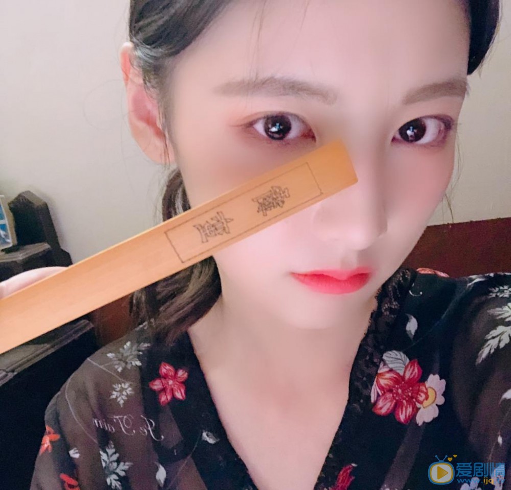 赵粤生活自拍 赵粤高清写真_赵粤高清剧照