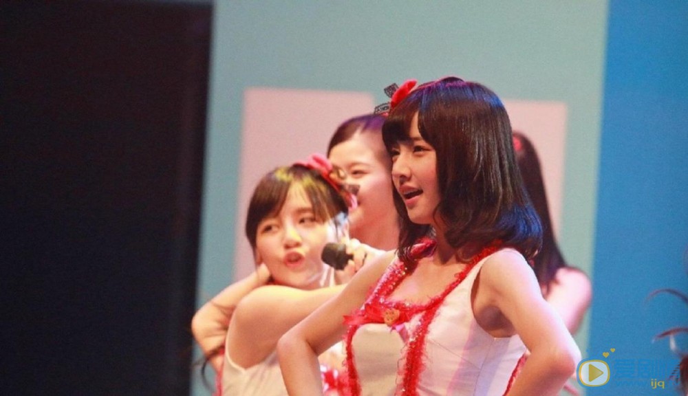 赵粤演唱会现场照 赵粤高清写真_赵粤高清剧照