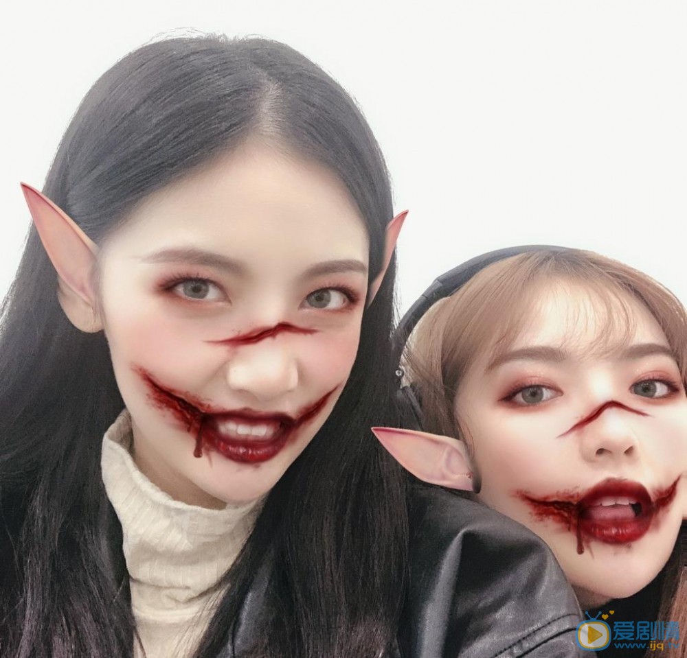 赵粤与人合照 赵粤高清写真_赵粤高清剧照